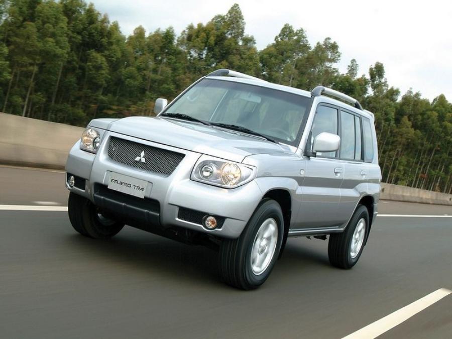 Mitsubishi Pajero TR4 '2002